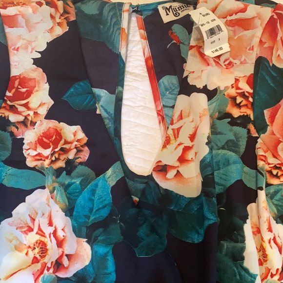 NWT SMYM floral rose romper size small - Picture 6 of 12